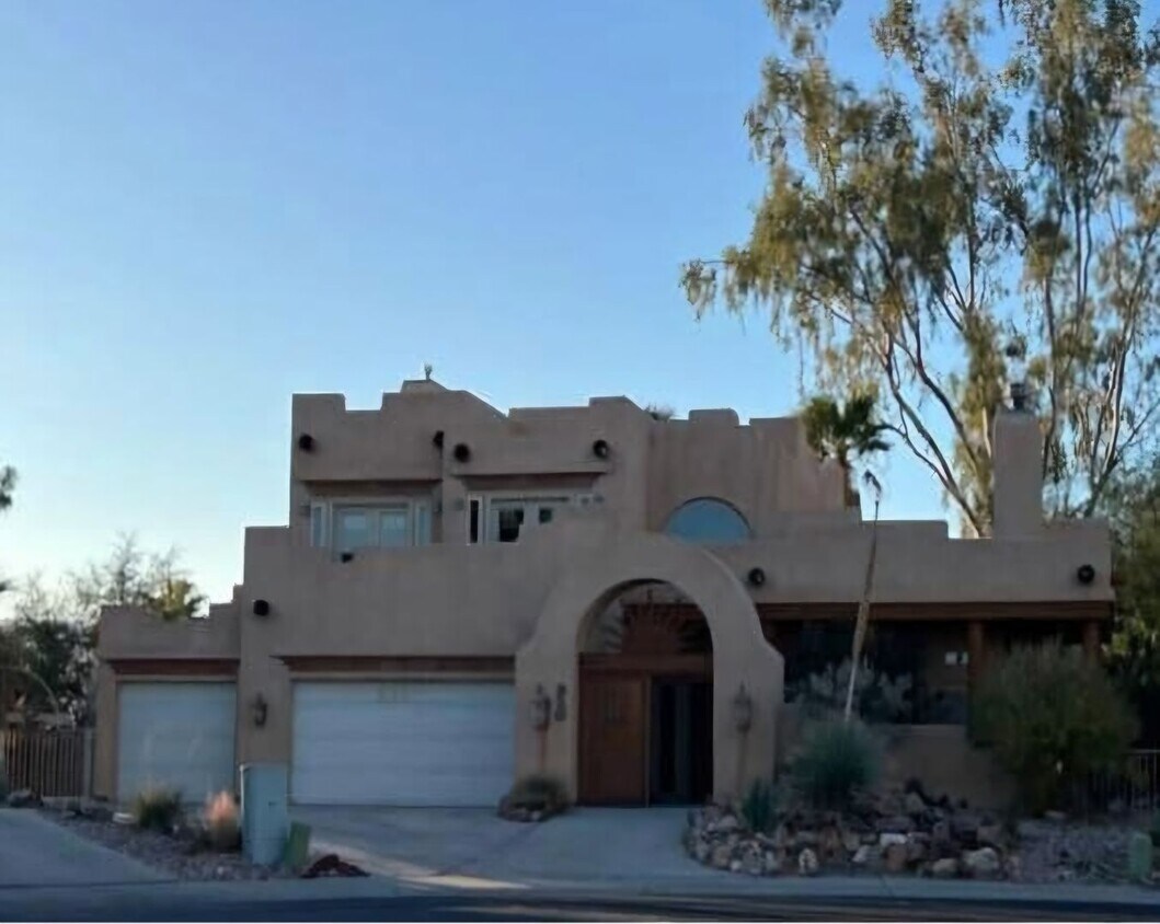 Primary Photo - Santa Fe Vistas House!