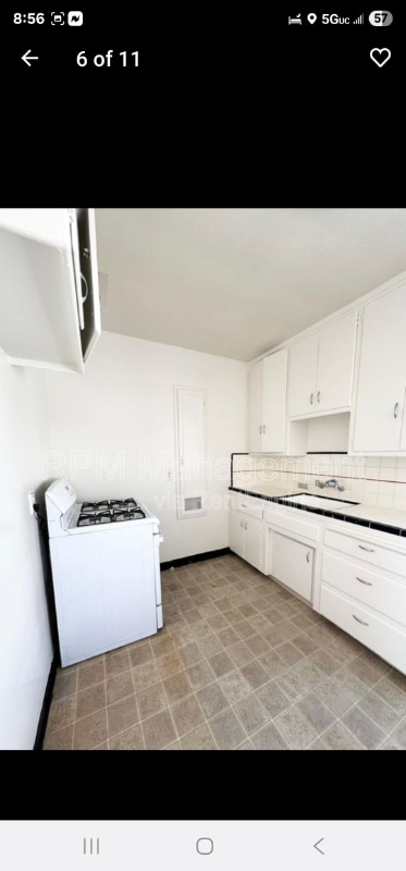Building Photo - 5404 La Mirada Ave