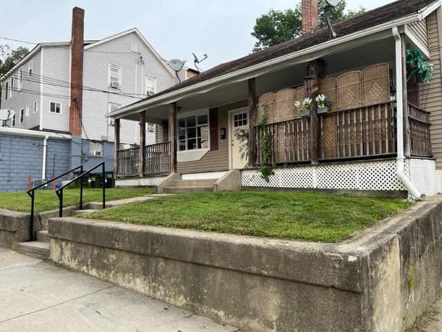 Building Photo - 345 Kennedy Dr