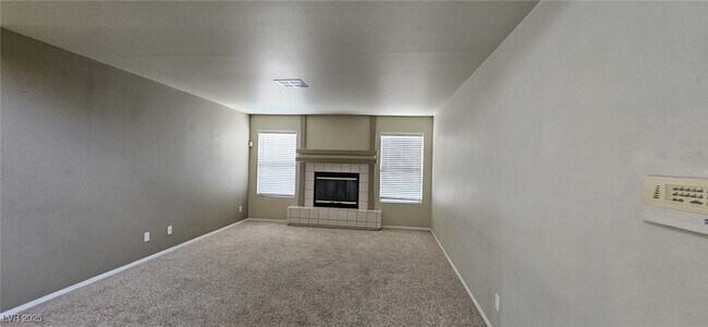 Foto del edificio - 1652 N Sand Canyon Dr