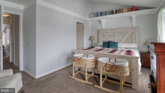 Foto del edificio - 7087 Bradshaw Ct W