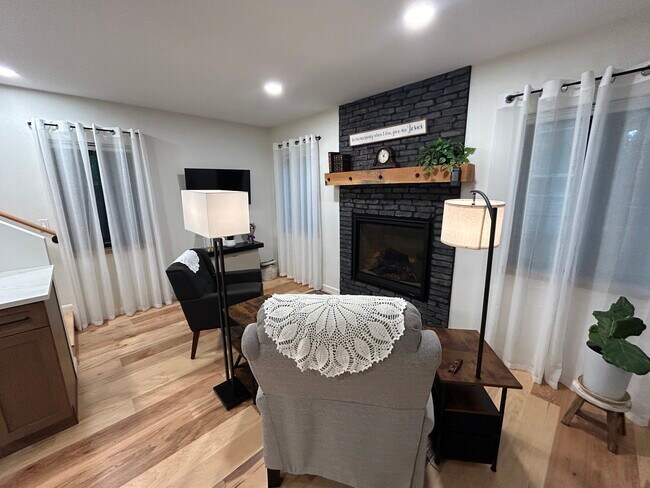 Foto del edificio - 1422 N Arcadia St