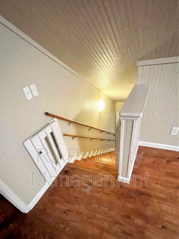Foto del edificio - 4120 Chambers Chapel Rd