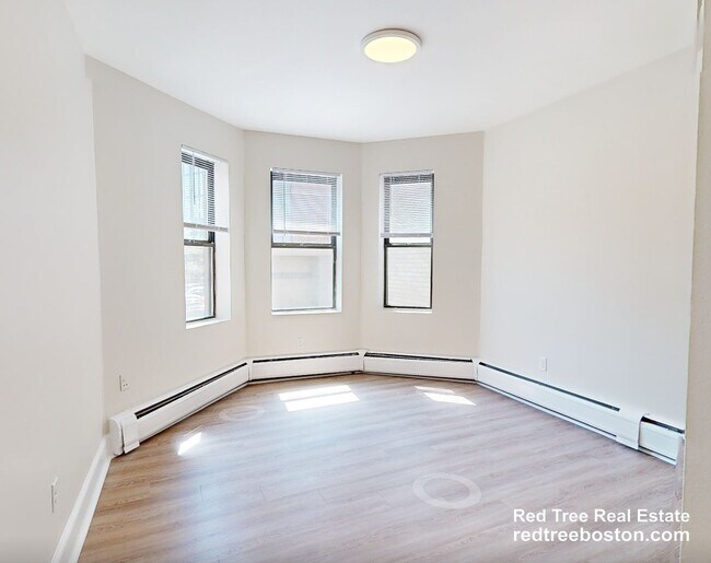 Foto del edificio - 833 Beacon St