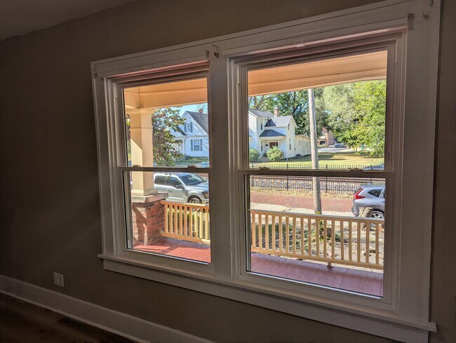 Foto del edificio - 912 S 3rd St