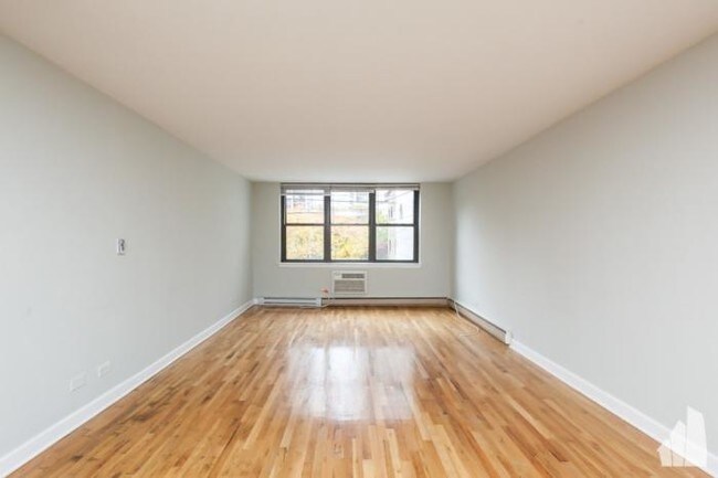 Foto del edificio - bedroom in Chicago IL 60610