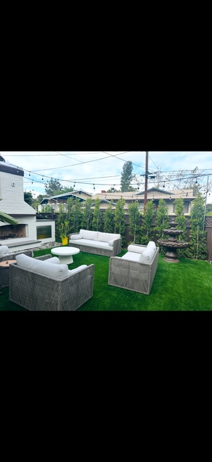 2600 Delevan Dr