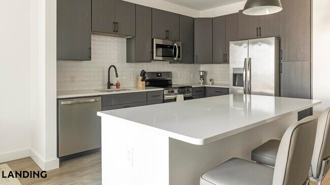 Foto del edificio - 1007 S Mint St