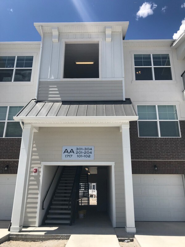 Foto del edificio - 1717 N Exchange Park Rd