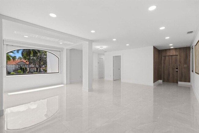 Foto del edificio - 3571 Magellan Cir