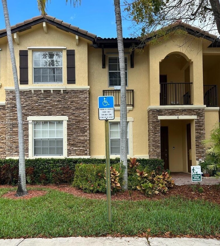 9237 SW 227th St Unit 27, Cutler Bay, FL 33190 Condo for Rent in