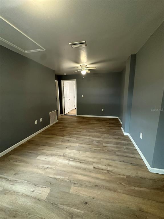 Foto del edificio - 655 NE Waldo Rd