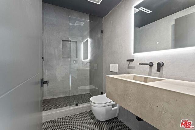 Foto del edificio - 5642 Tilden Avenue, Los Angeles, CA 91401 ...