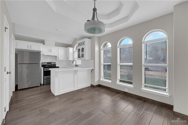 Foto del edificio - 2111 W Western Dr