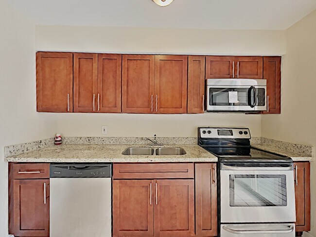Building Photo - 1363 SW 22nd Ave