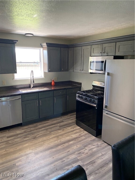 Building Photo - 12920 Fountain Ct
