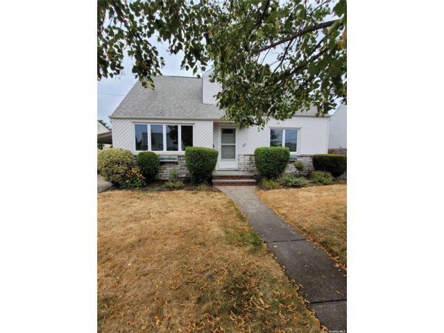Foto principal - 53 Westbury Ave