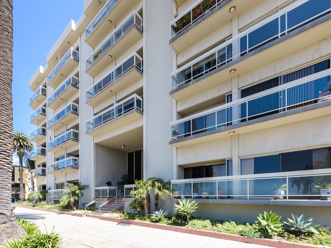 Building Photo - 801 Ocean Ave