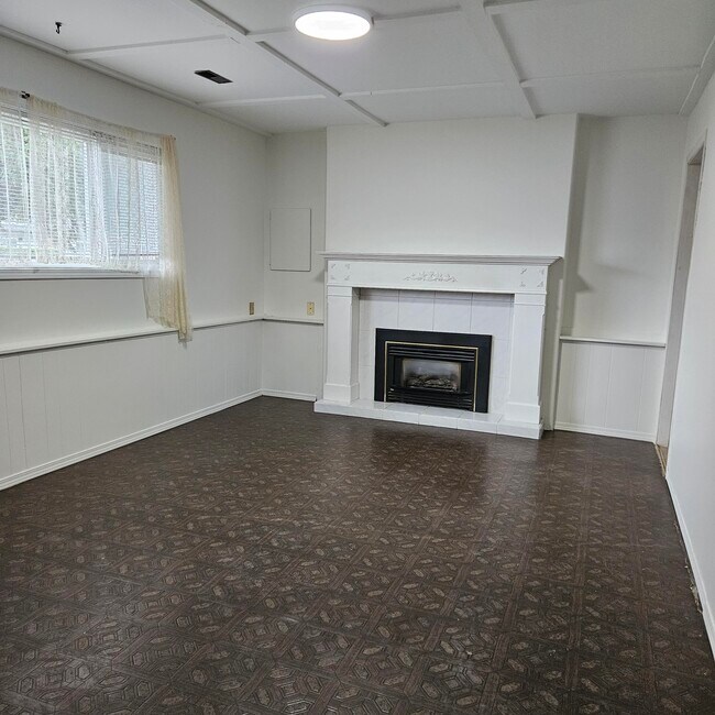 Photo du bâtiment - 6892 Centennial Dr