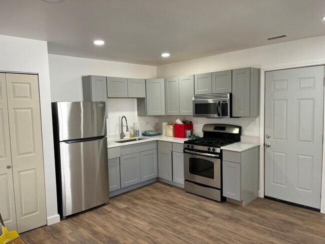 Building Photo - 4276 Martin Luther King Dr