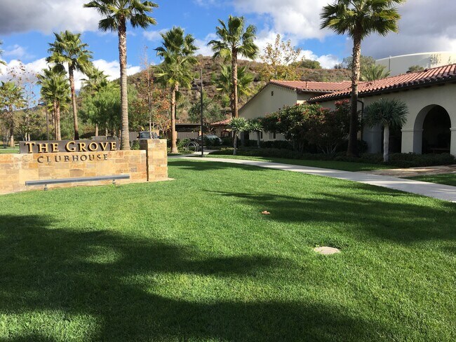 Foto del edificio - 32 Finch