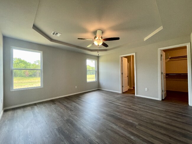 Building Photo - 3630 East 144th Pl S