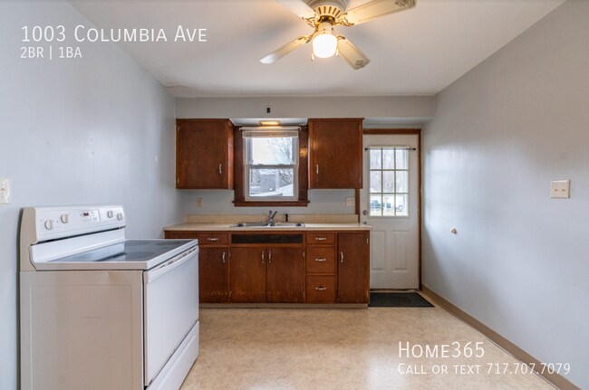 Building Photo - Cozy Single Family Home Available in Grove...