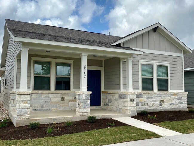 Foto del edificio - Room in House on Pecan Island Dr