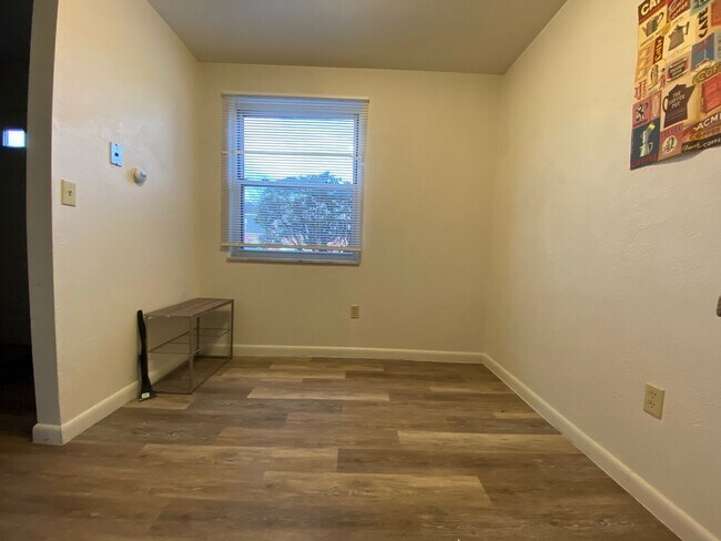 Foto del edificio - 730 Hemlock Square