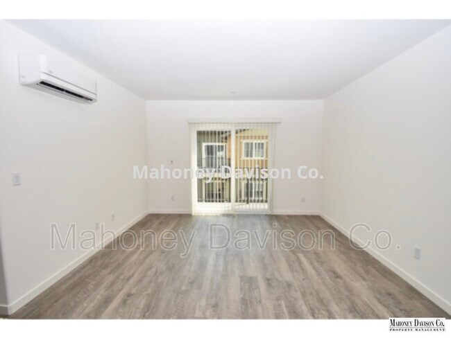 Foto del edificio - 1408 Mauro Pietro Dr