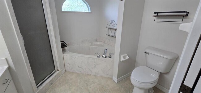 Foto del edificio - 4296 SW 98th St