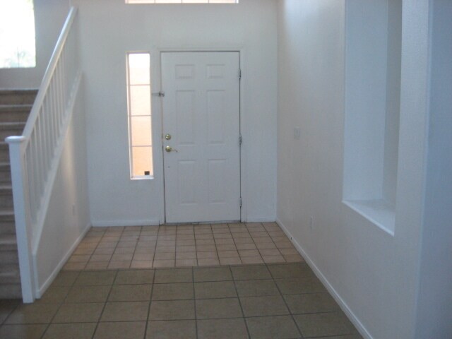 Building Photo - Beautiful Three Bedroom Home in Summerlin
