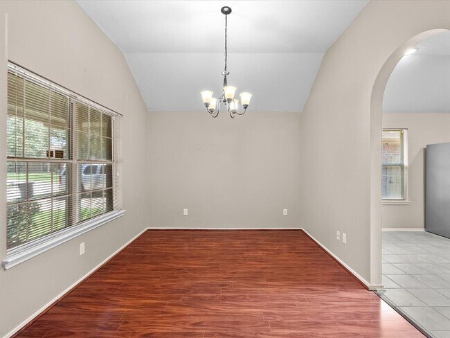 Foto del edificio - 214 Mammoth Springs Ln