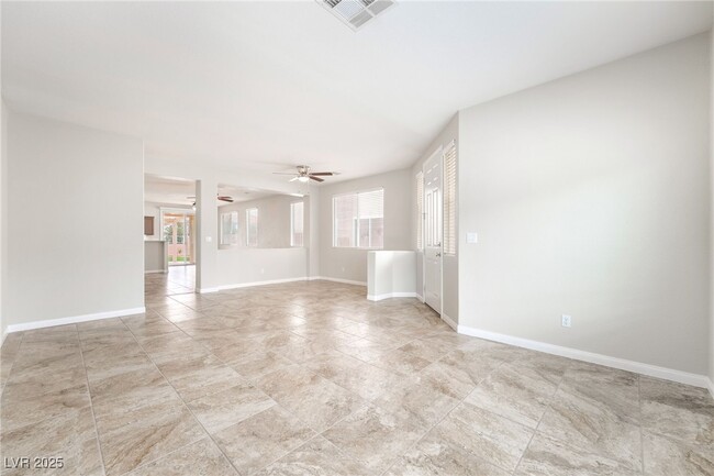 Building Photo - 2938 Sapphire Shores St