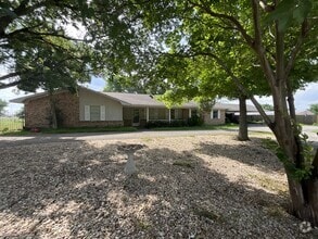 Building Photo - 24291 TX-19