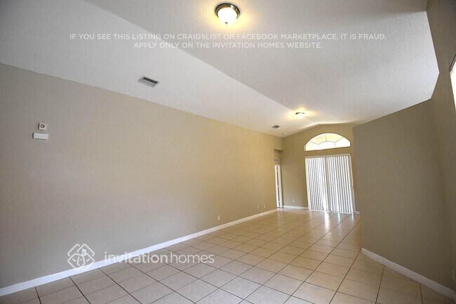 Foto del edificio - 5221 SW 141st Ave