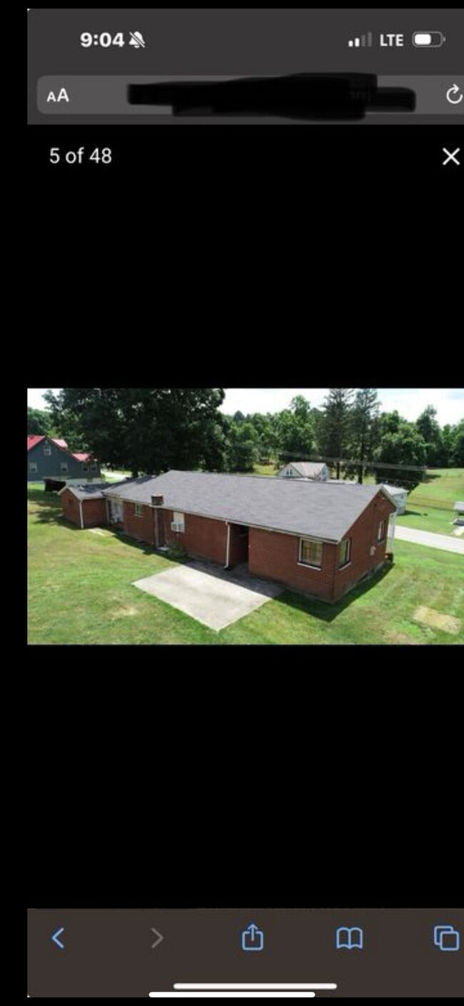 Building Photo - 598 Brown Ave