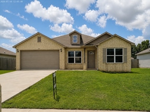 Building Photo - 5313 Brody Dr