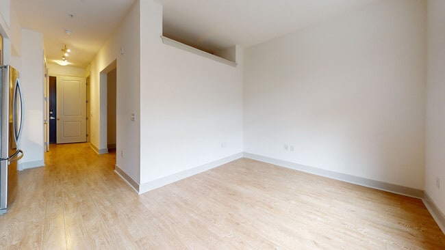 Interior Photo - 322 on North Broad