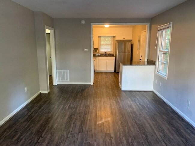 Foto del edificio - 2229 S Milledge Ave