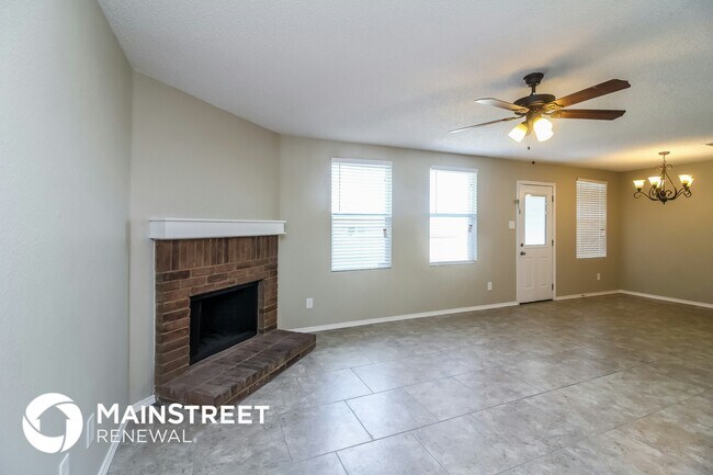 Building Photo - 1209 Candler Dr