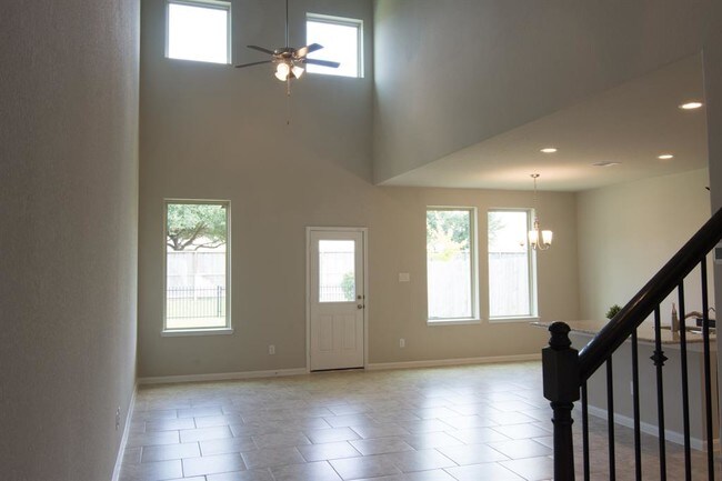 Foto del edificio - 1221 Citruswood Trail Ln