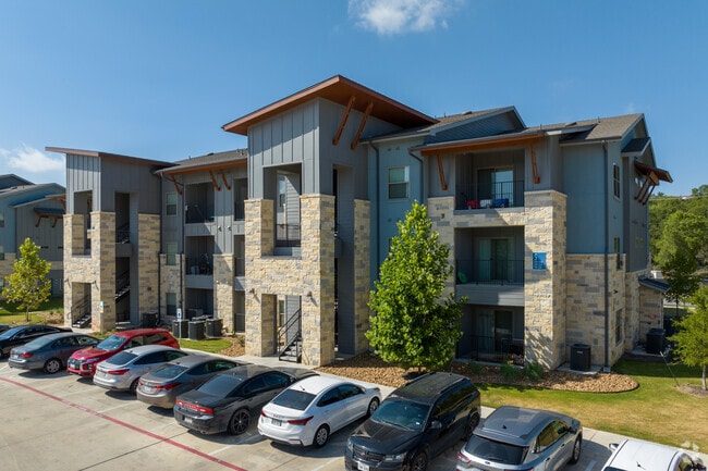 Building Photo - Aspire at Onion Creek
