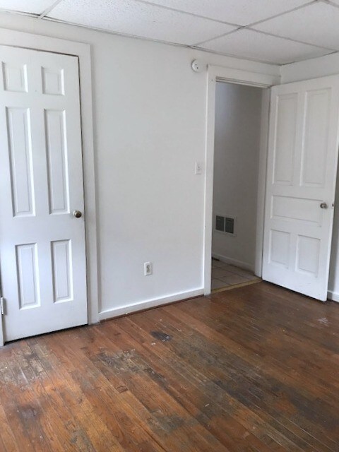 Foto del edificio - 530 E Adams St