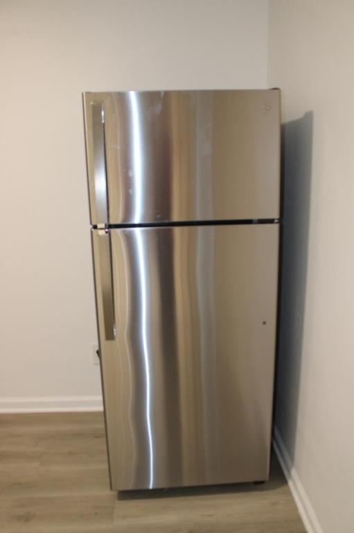 Foto del edificio - 1606 N 63rd Terrace