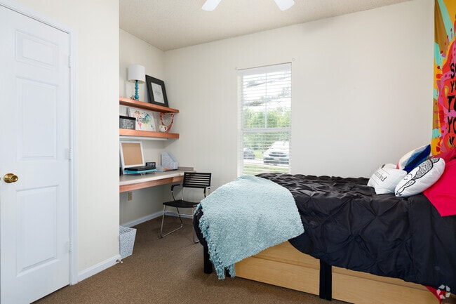 4BD, 4BA - 1,442SF - Bedroom - Cape Trails