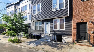 Building Photo - 80 Paterson St