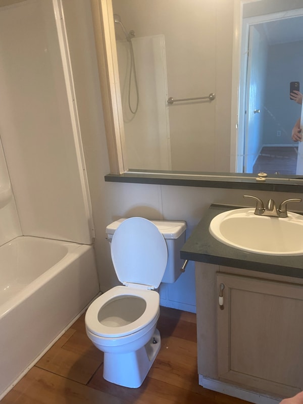 Building Photo - 151 White Oak Rd