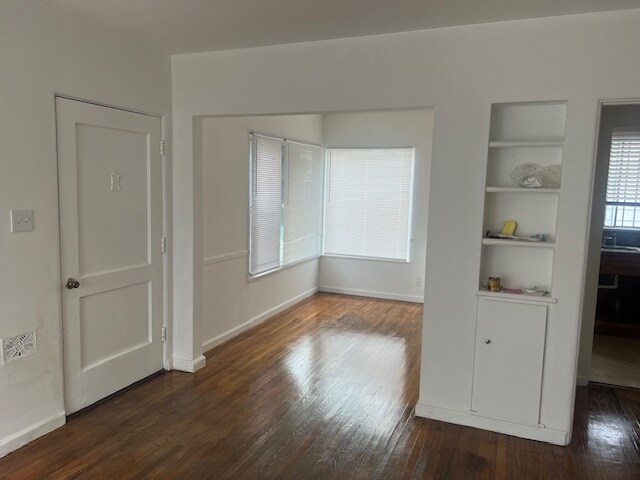 Foto principal - 1718 Carmona Ave