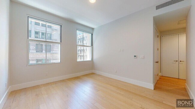 Foto del edificio - 452 Broome St